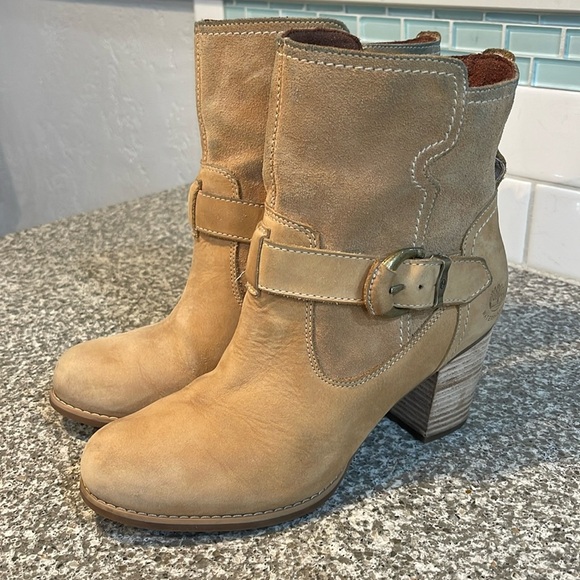 Timberland women’s Rudston heeled boot in great condition size 8 - Picture 1 of 6